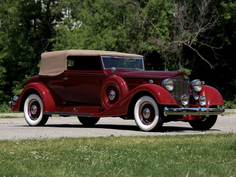  Packard Super Eight Convertible Victoria 1934 года  (фото 10 из 13)